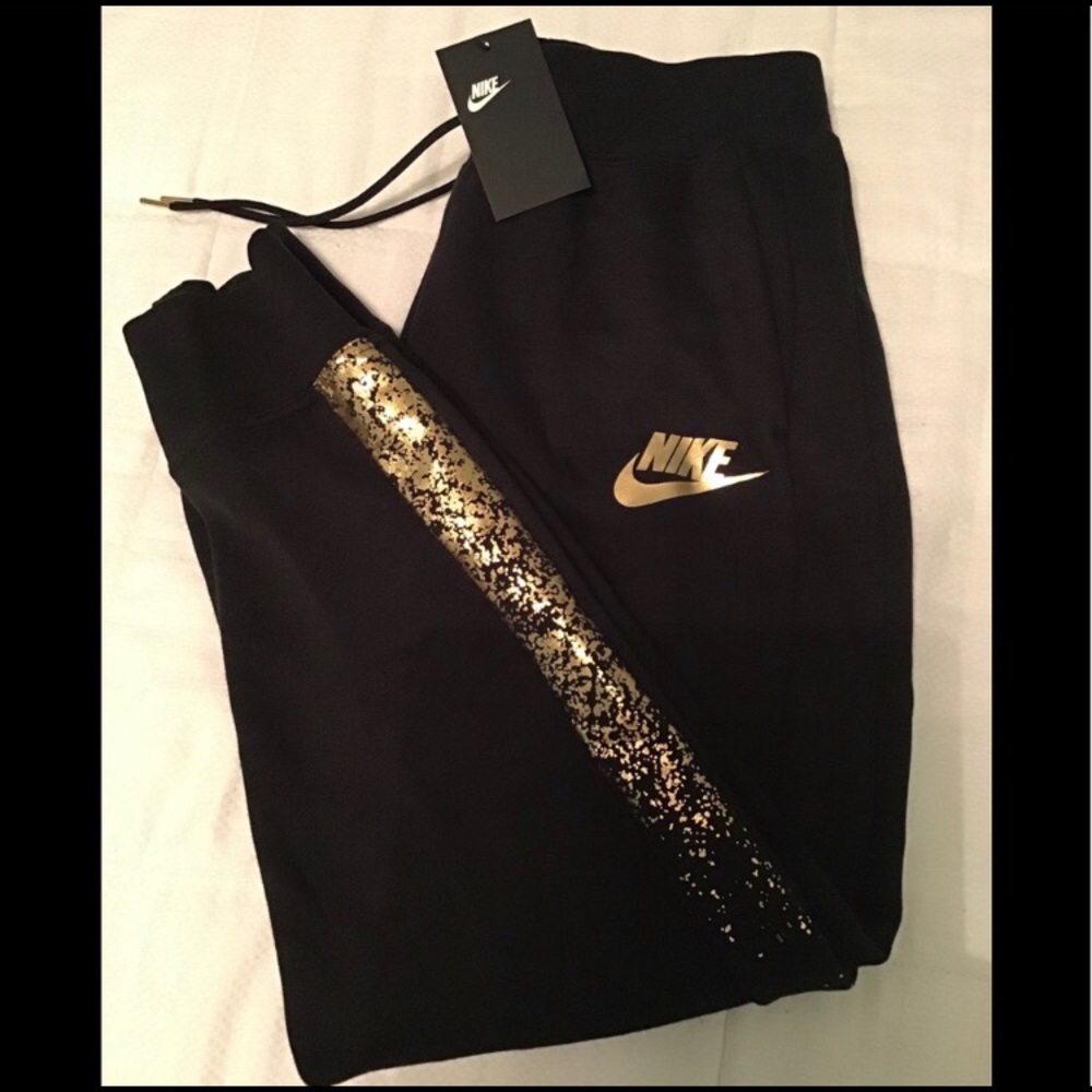 Nike Sweatpants